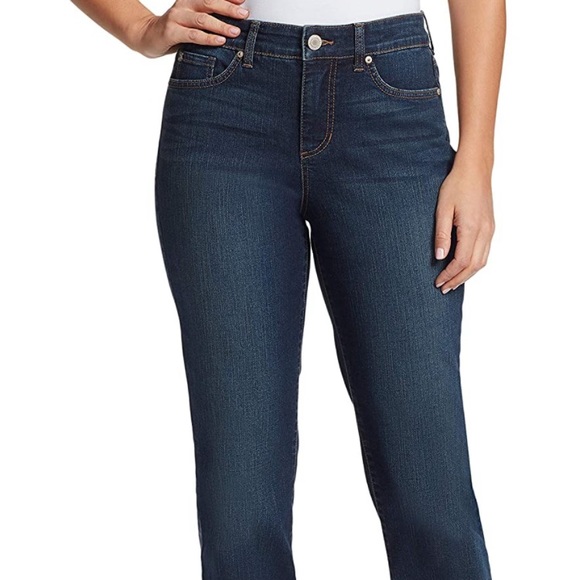 (1705) Bandolino Women's Petite Mandie Signature Fit High Rise Straight Jean - Picture 5 of 6